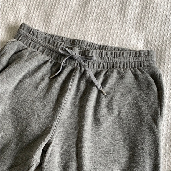 Joggers - Picture 2 of 4